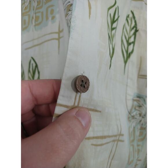 Paradise Blue Men's L Shirt Collared Button Hawaiian Palm Leaf Short Sleeve... - Picture 6 of 10